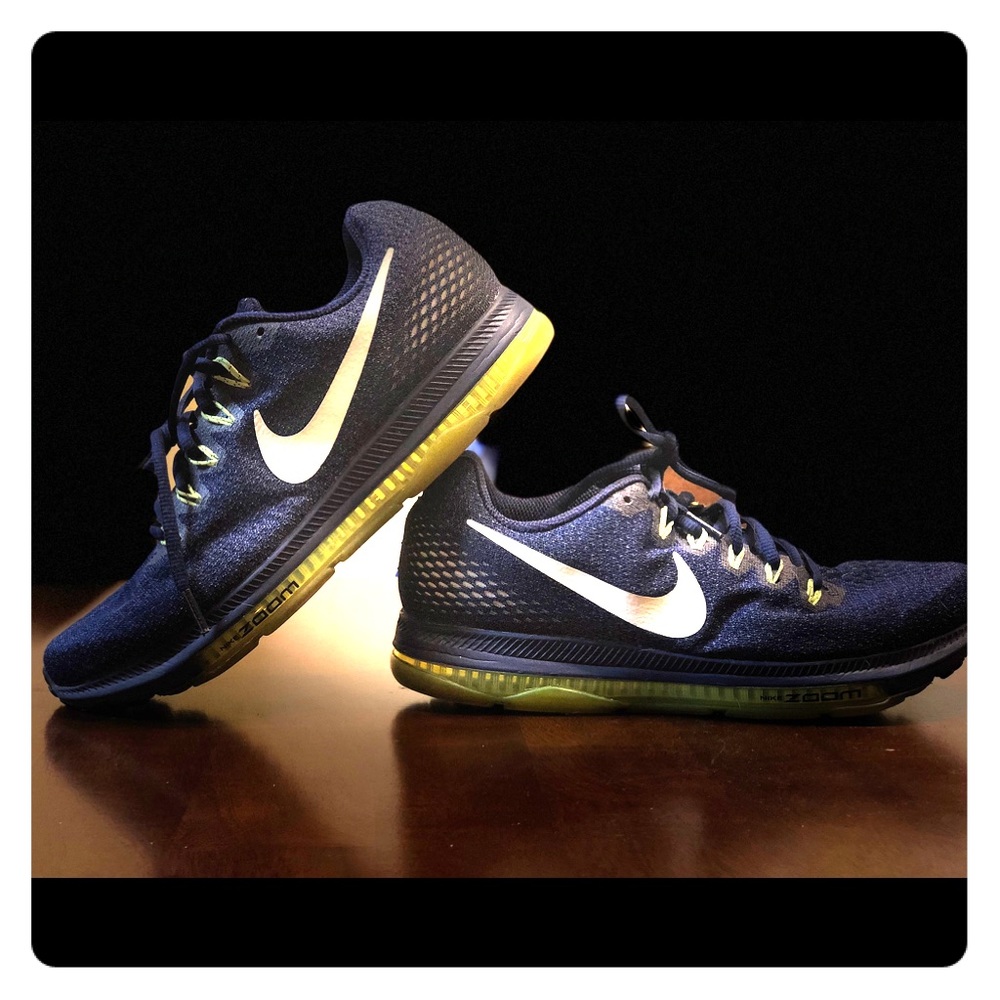 Women’s NIKE Zoom All Out Low Running Shoes